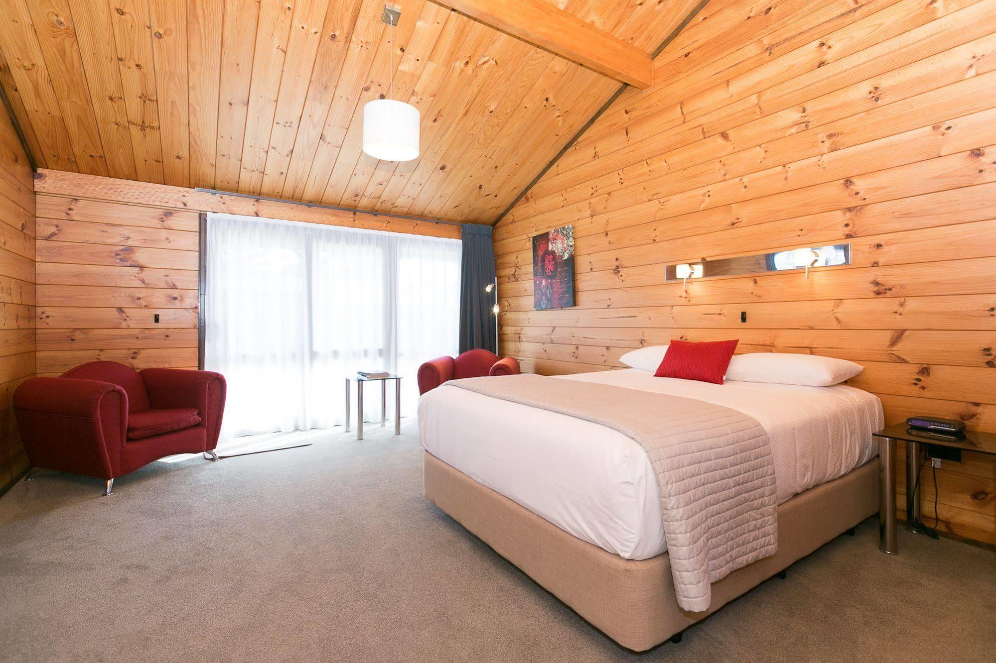 Lockwood Manor Motel Ню Плимут Екстериор снимка