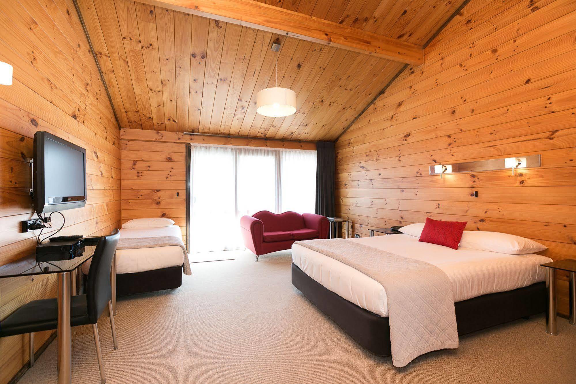 Lockwood Manor Motel Ню Плимут Екстериор снимка