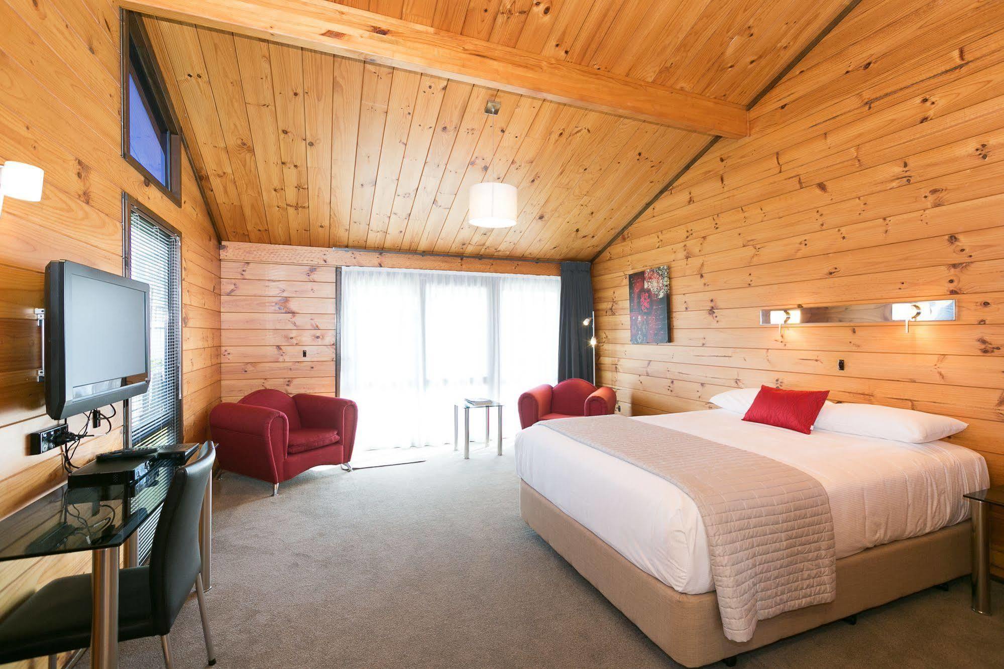 Lockwood Manor Motel Ню Плимут Екстериор снимка